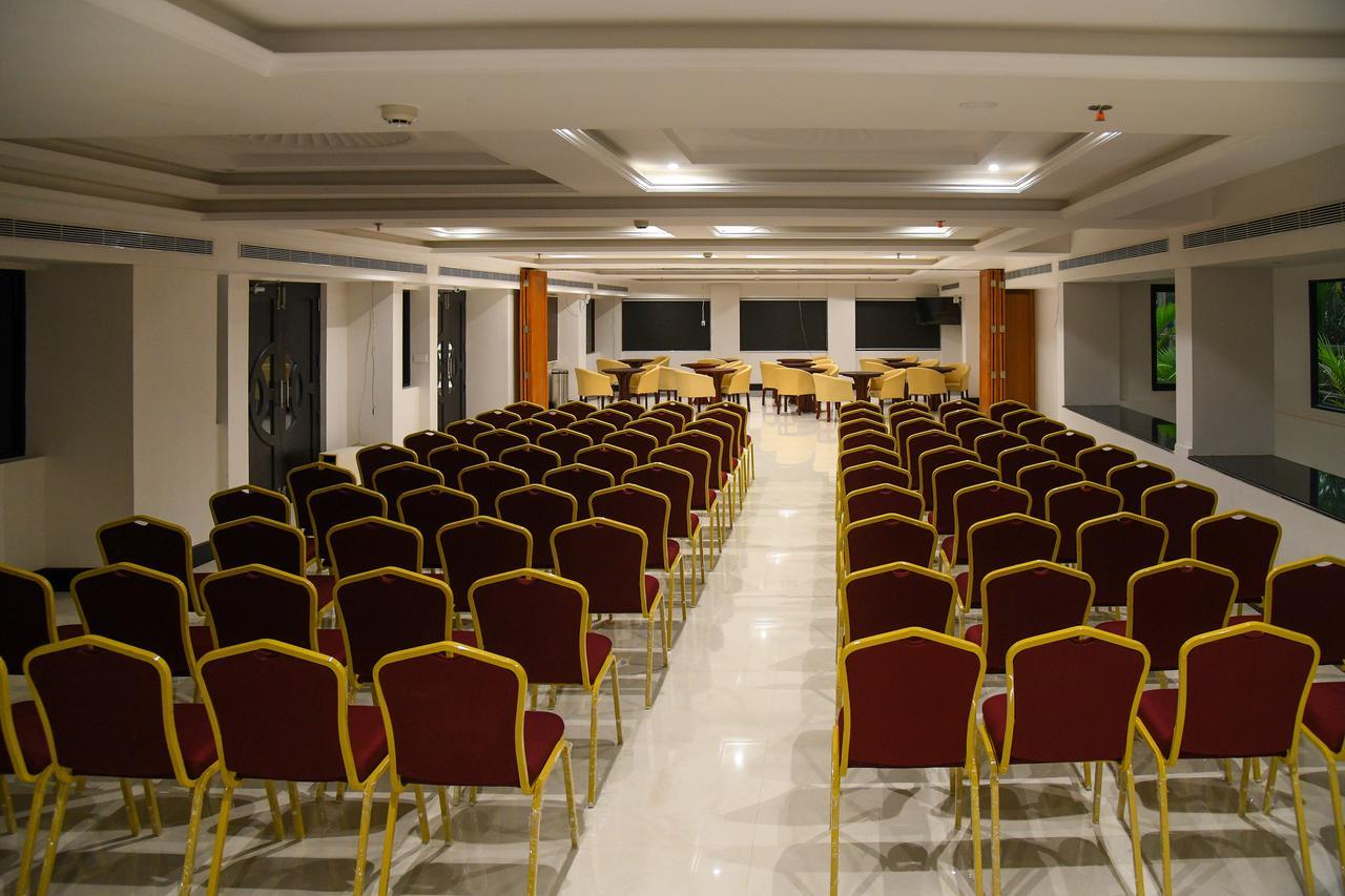 Sajjoys Hotel Varkala Bagian luar foto