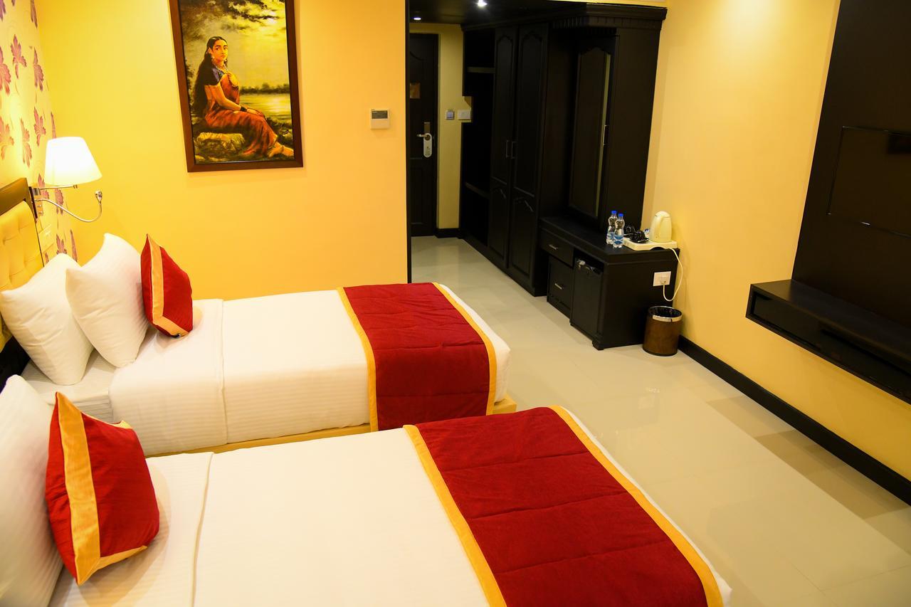 Sajjoys Hotel Varkala Bagian luar foto