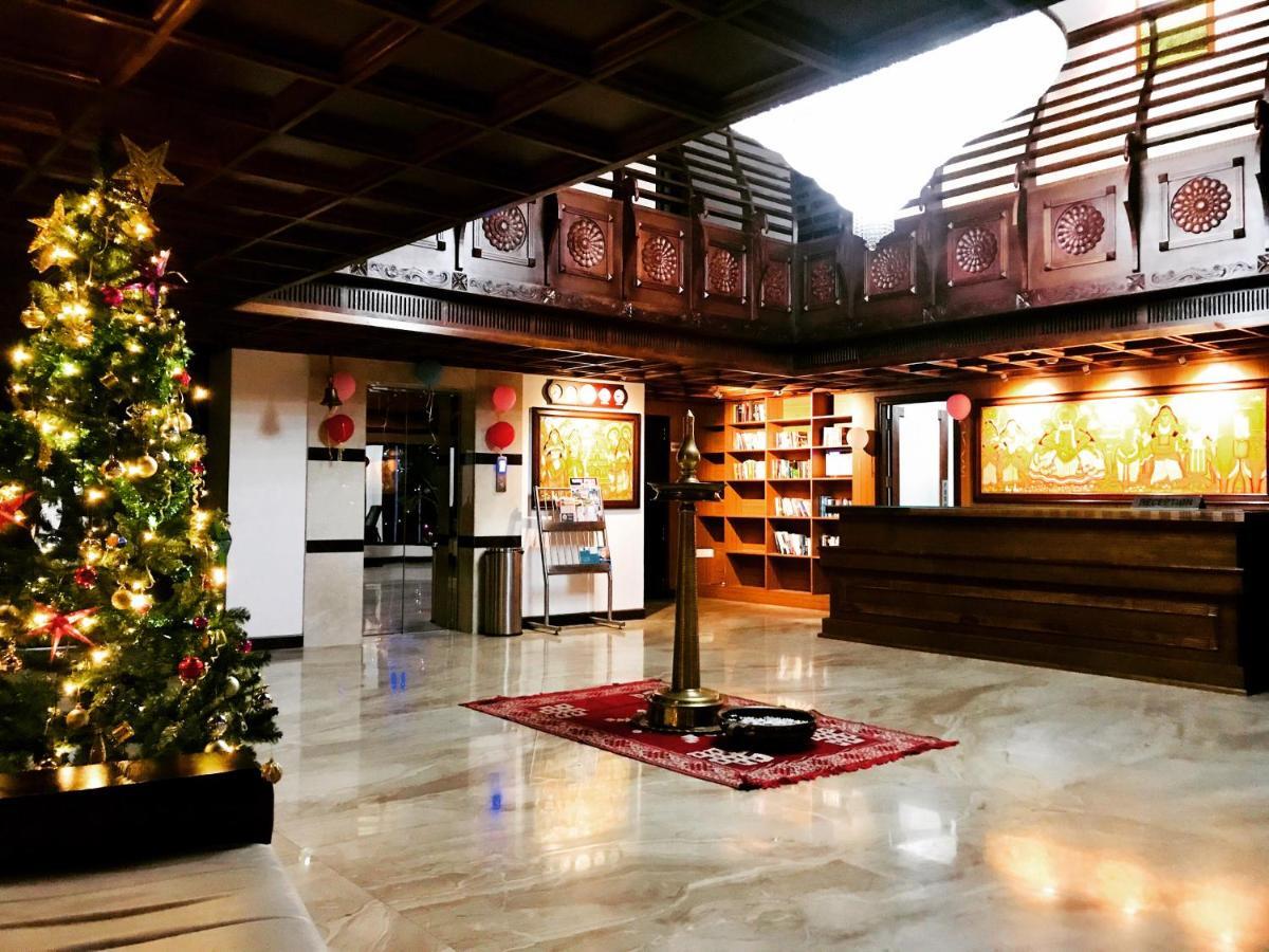 Sajjoys Hotel Varkala Bagian luar foto